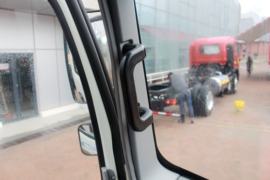 统帅&nbsp;垃圾运输车驾驶室图片