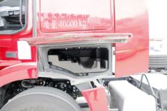 江淮 格尔发K7W重卡 舒适版 440马力 6X4牵引车(HFC4252P13K7E33S7V)