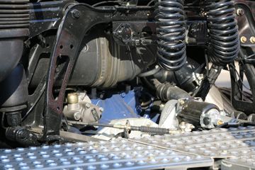 �����ؿ� ����H6000 375���� 8X4 6.5����ж��ͼƬ