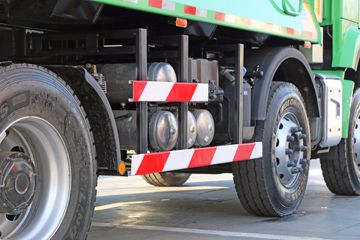 �����ؿ� ����H6000 375���� 8X4 6.5����ж��ͼƬ