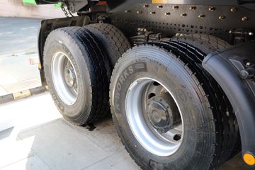 �����ؿ� ����H6000 375���� 8X4 6.5����ж��ͼƬ