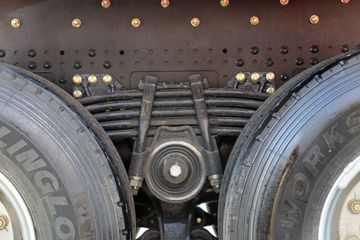 �����ؿ� ����H6000 375���� 8X4 6.5����ж��ͼƬ