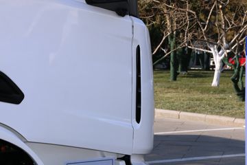 �����ؿ� ����L6000 4X2 9�׵綯�ػ���ͼƬ