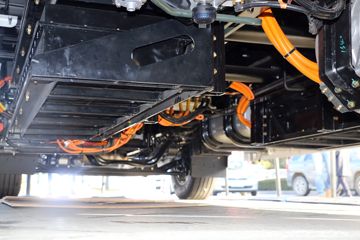 �����ؿ� ����L6000 4X2 9�׵綯�ػ���ͼƬ