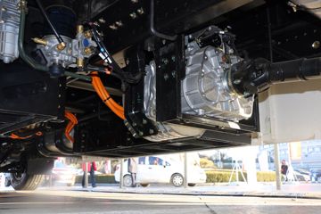 �����ؿ� ����L6000 4X2 9�׵綯�ػ���ͼƬ