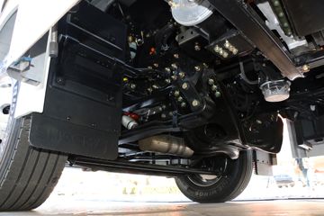 �����ؿ� ����L6000 4X2 9�׵綯�ػ���ͼƬ