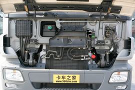 奔驰Actros&nbsp;牵引车外观                                                图片