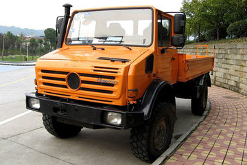 奔驰 Unimog系列 178马力 4X4越野卡车(型号U4000)