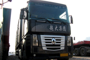 雷诺Magnum&nbsp;牵引车外观                                                图片