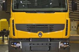 雷诺Premium&nbsp;牵引车外观                                                图片
