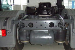 奔驰 Axor重卡 400马力 4X2 牵引车(型号1840) 奔驰 Axor重卡 400马力 4X2 牵引车(型号1840)