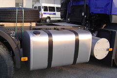 沃尔沃 FM重卡 400马力 6X2R 牵引车