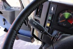长安重汽 远威重卡 300马力 6X2 CNG牵引车(SXQ4250M6N-4)