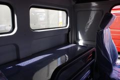 长安重汽 远威重卡 300马力 6X2 CNG牵引车(SXQ4250M6N-4)