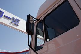 远威&nbsp;牵引车外观                                                图片