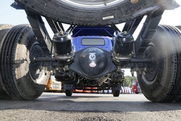 �������� ����L2 116���� 4.2�׵����Ῠ����(LZ1040L2ABT)ͼƬ