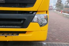 中国重汽 HOWO T7H重卡 快递高利版 430马力 4X2 LNG牵引车(ZZ4187V381HE1L)