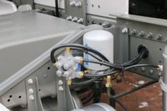 中国重汽 HOWO T7H重卡 快递高利版 430马力 4X2 LNG牵引车(ZZ4187V381HE1L)