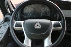 中国重汽 汕德卡SITRAK C7H重卡 480马力 6X2中置轴货运车(ZZ5266ZKXV603HE1)