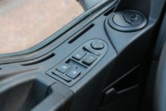 中国重汽 汕德卡SITRAK C7H重卡 480马力 6X2中置轴货运车(ZZ5266ZKXV603HE1)