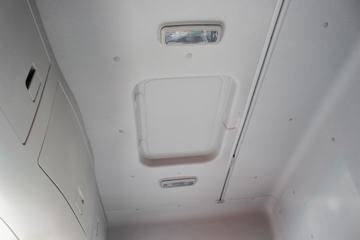 ���� ������D12�п� 190���� 4X2 9.85����ʽ�ػ���(EQ5181XXYL9BDKAC)ͼƬ