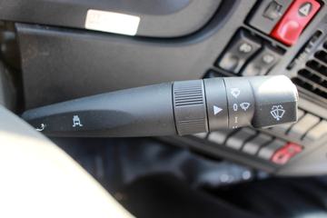 ���� ������D12�п� 190���� 4X2 9.85����ʽ�ػ���(EQ5181XXYL9BDKAC)ͼƬ