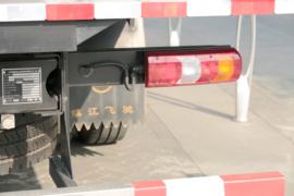 上汽红岩底盘&nbsp;冷藏车底盘图片