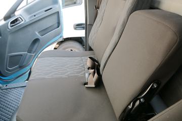 Ծ�� ��ԽEC100 14T 4.1�׵��Ŵ��綯��ʽ�Ῠ140kWhͼƬ