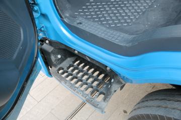 Ծ�� ��ԽEC100 14T 4.1�׵��Ŵ��綯��ʽ�Ῠ140kWhͼƬ