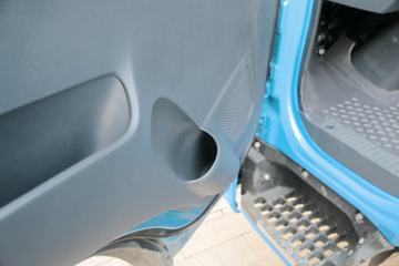 Ծ�� ��ԽEC100 14T 4.1�׵��Ŵ��綯��ʽ�Ῠ140kWhͼƬ