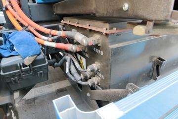 Ծ�� ��ԽEC100 14T 4.1�׵��Ŵ��綯��ʽ�Ῠ140kWhͼƬ