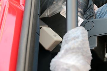 �������� ��ʨC500�ؿ� ������ 560���� 6X4ǣ����ͼƬ