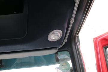 �������� ��ʨC500�ؿ� ������ 560���� 6X4ǣ����ͼƬ