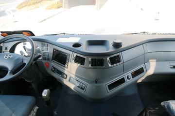 �������� ��ʨC500�ؿ� ������ 560���� 6X4ǣ����ͼƬ
