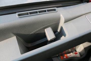 �������� ��ʨC500�ؿ� ������ 560���� 6X4ǣ����ͼƬ