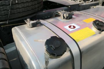 �������� ��ʨC500�ؿ� ������ 560���� 6X4ǣ����ͼƬ