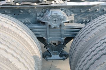 �������� ��ʨC500�ؿ� ������ 560���� 6X4ǣ����ͼƬ