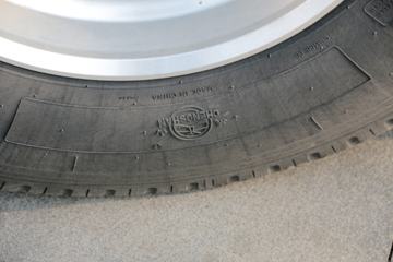�������� ��ʨC500�ؿ� ������ 560���� 6X4ǣ����ͼƬ