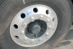 上汽红岩 杰狮C500重卡 北方版 560马力 6X4牵引车(CQ4256HYVG334)
