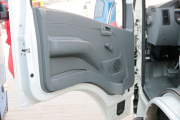 Ծ�� С����S50 1.9L 95���� ���� �����жʽ������(�����ؿ���)ͼƬ