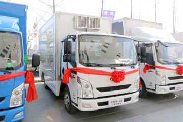 Ծ�� ��ԽC300-VM 125���� 4X2 4����س�ͼƬ
