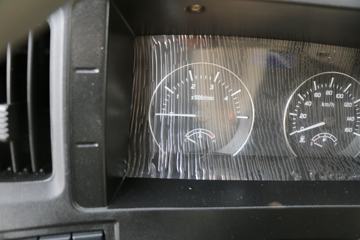 Ծ�� ��ԽC300-VM 125���� 4X2 4����س�ͼƬ