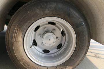 Ծ�� ��ԽC300-VM 125���� 4X2 4����س�ͼƬ