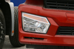 福田 欧曼新ETX 6系重卡 360马力 8X4 9.53米栏板载货车底盘(BJ1313VNPKJ-AA)