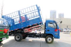 跃进 上骏X500-33 129马力 4.15米单排仓栅式轻卡(SH5042CCYVEDCNZ1)