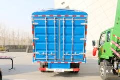 跃进 上骏X500-33 129马力 4.15米单排仓栅式轻卡(SH5042CCYVEDCNZ1)