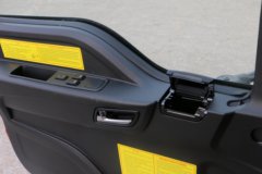 福田 欧曼新ETX 6系重卡 360马力 8X4 9.53米栏板载货车底盘(BJ1313VNPKJ-AA)