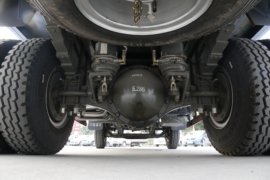 王牌7系&nbsp;平板运输车底盘图片