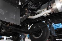 飞碟奥驰 V6系列 200马力 6X2 6.8米栏板载货车(FD1213P63K5-4)