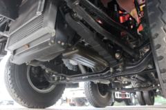 飞碟缔途 XH 245马力 6X2 7.7米排半仓栅式载货车